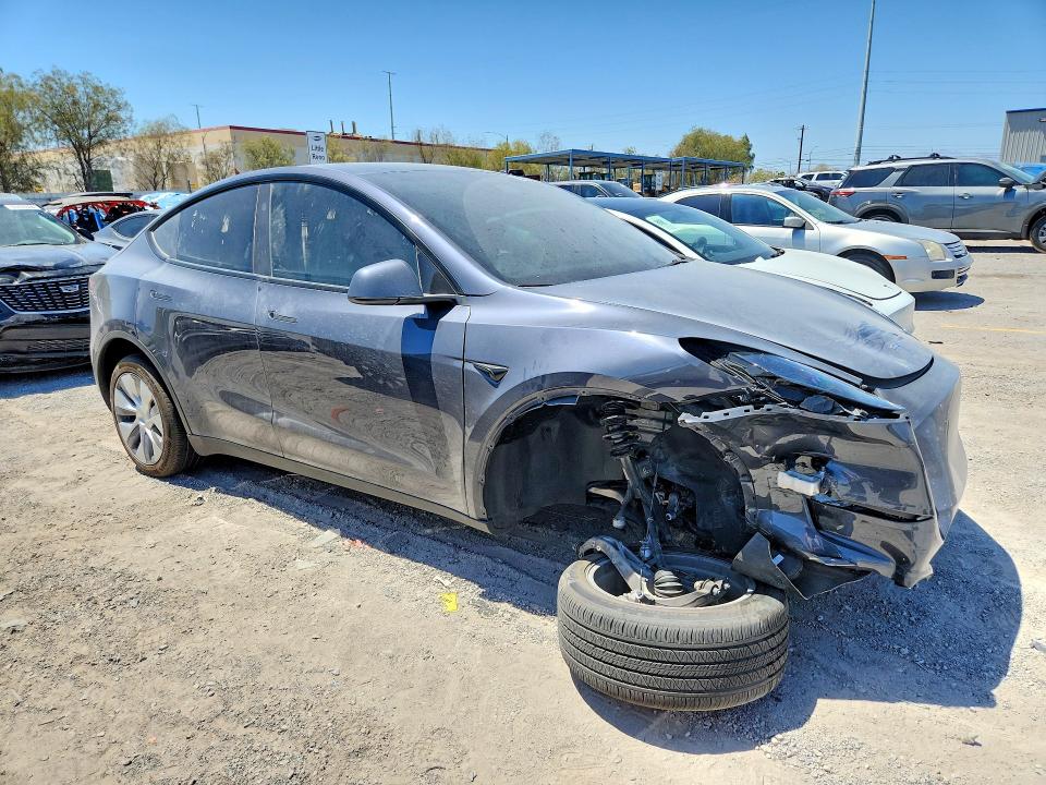 Photo 4 from auction – 2023 TESLA MODEL Y with VIN 7SAYGDEE1PF853435
