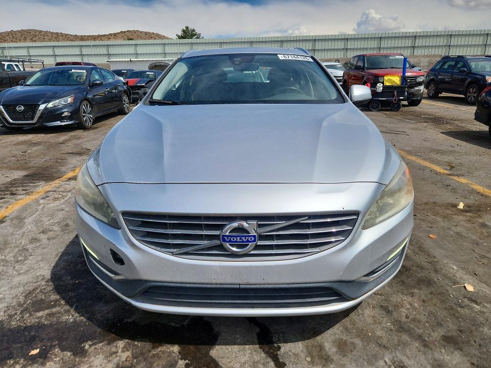 Photo 5 from auction – 2016 VOLVO V60 with VIN YV140MEK7G1300751