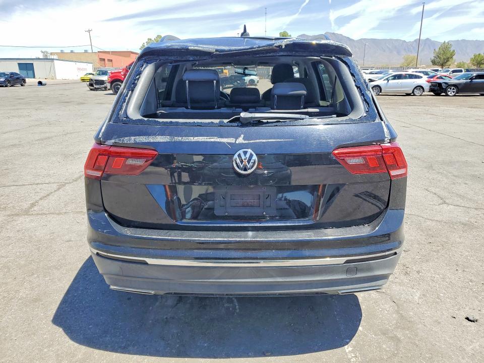 Снимка 6 от търг – 2018 VOLKSWAGEN TIGUAN с VIN 3VV3B7AX4JM173984