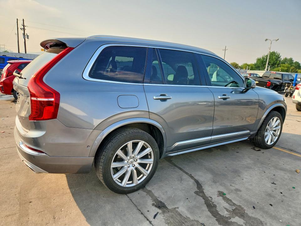Photo 3 from auction – 2016 VOLVO XC90 with VIN YV4A22PL8G1049085