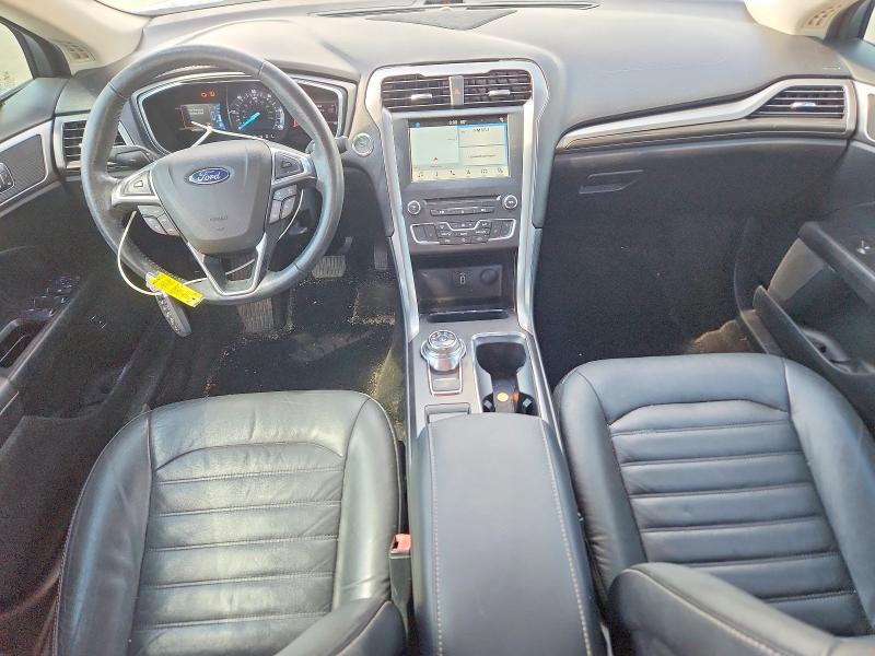 Photo 8 from auction – 2017 FORD FUSION with VIN 3FA6P0LU7HR393257