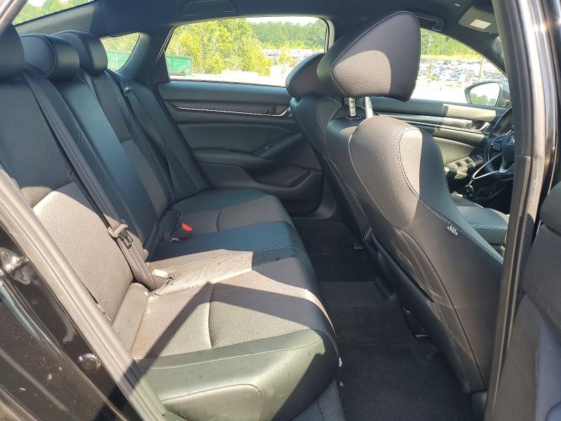 Снимка 10 от търг – 2021 HONDA ACCORD с VIN 1HGCV1F39MA076775