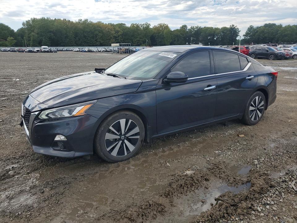 NISSAN ALTIMA 2021 with VIN 1N4BL4EV8MN311444 - Photo from auction