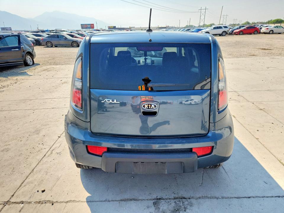 Photo 6 from auction – 2011 KIA SOUL with VIN KNDJT2A21B7197732