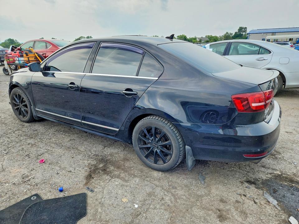 Photo 2 from auction – 2017 VOLKSWAGEN JETTA with VIN 3VWL17AJ5HM390741