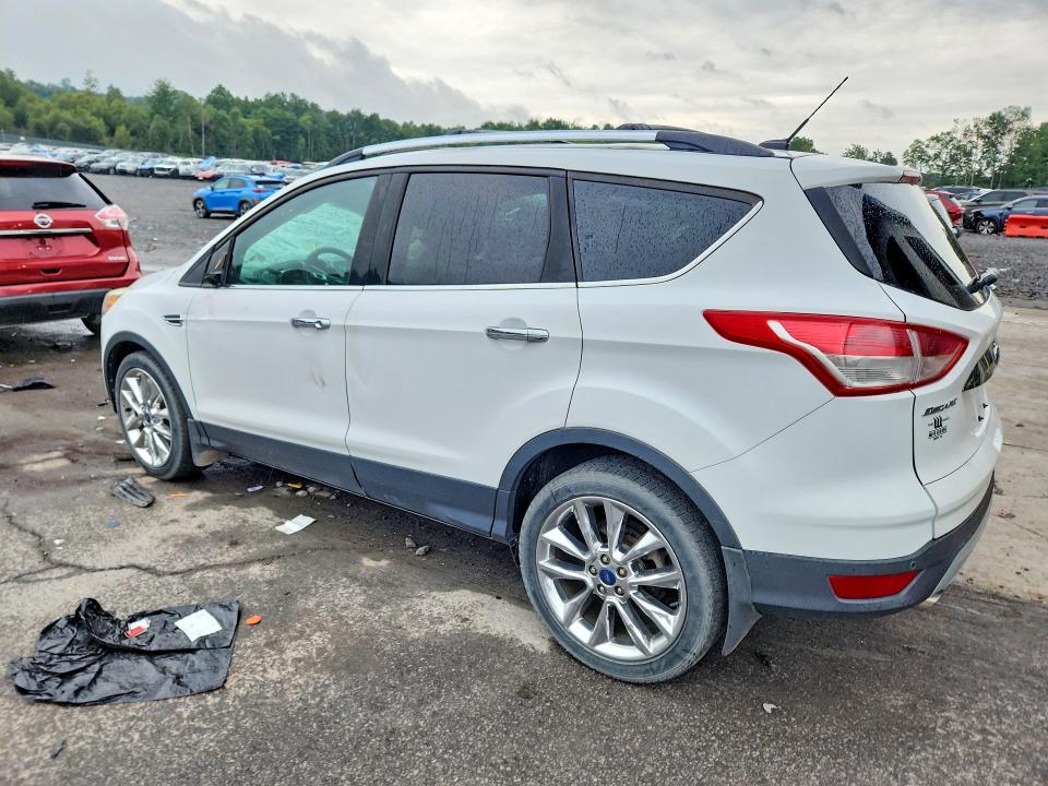Photo 2 from auction – 2015 FORD ESCAPE with VIN 1FMCU9GXXFUB23813