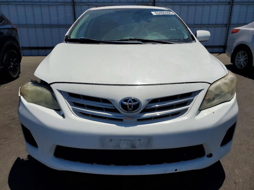 Photo 5 from auction – 2013 TOYOTA COROLLA with VIN 5YFBU4EE5DP199468