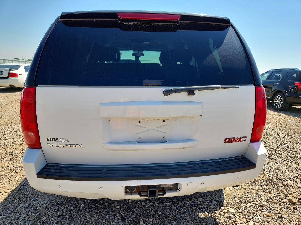 Photo 6 from auction – 2007 GMC YUKON with VIN 1GKFK13047J111990