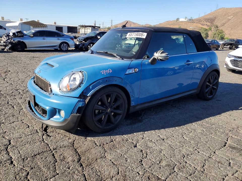 MINI COOPER 2013 with VIN WMWZP3C52DT705668 - Photo from auction