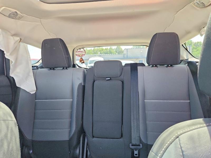 Photo 10 from auction – 2013 FORD ESCAPE with VIN 1FMCU9GX4DUA39631