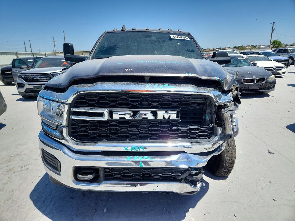 Photo 5 from auction – 2022 RAM 3500 with VIN 3C63RRGL1NG188710