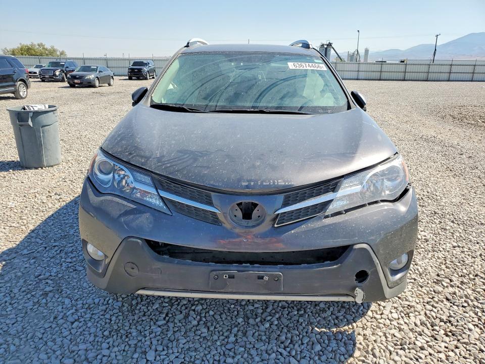 Photo 5 from auction – 2014 TOYOTA RAV4 with VIN 2T3RFREVXEW183697