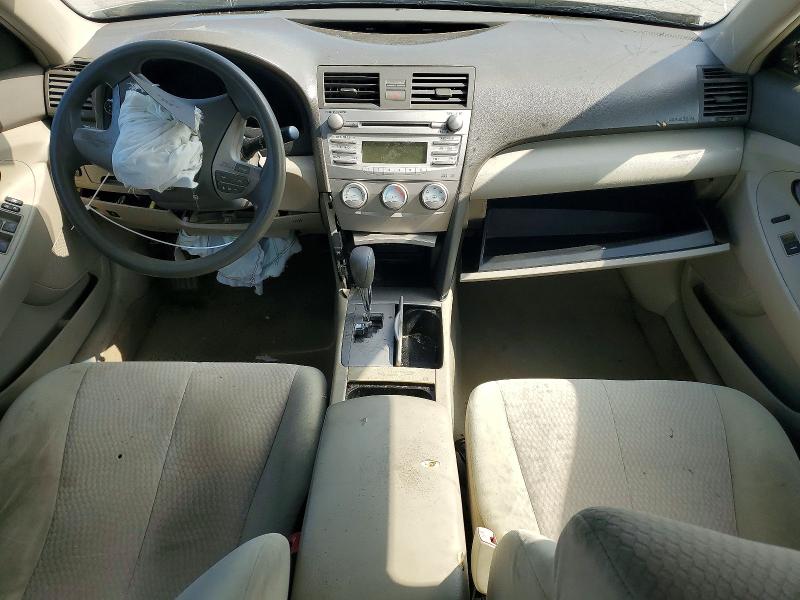 Photo 8 from auction – 2011 TOYOTA CAMRY with VIN 4T1BF3EK8BU703002