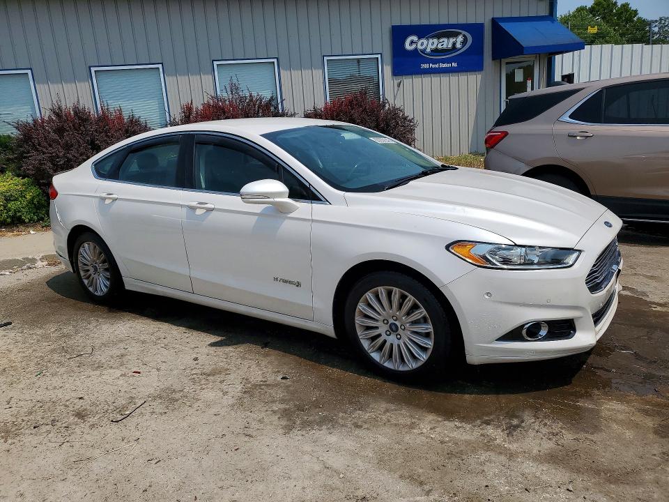Photo 4 from auction – 2015 FORD FUSION with VIN 3FA6P0LU9FR158842