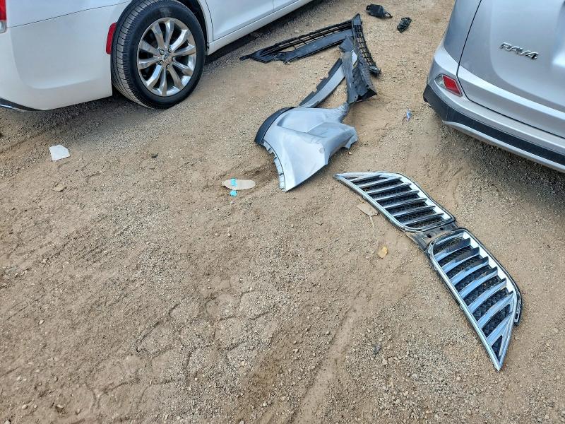Photo 12 from auction – 2017 TOYOTA RAV4 with VIN 2T3DFREVXHW691991