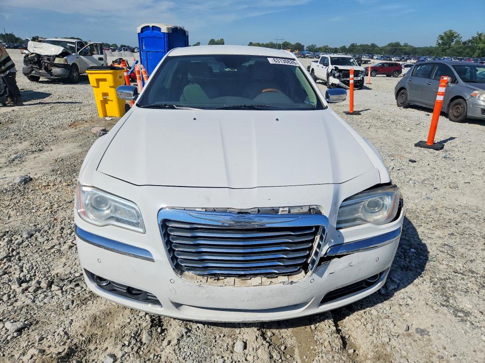Photo 5 from auction – 2011 CHRYSLER 300 with VIN 2C3CA5CG9BH509426