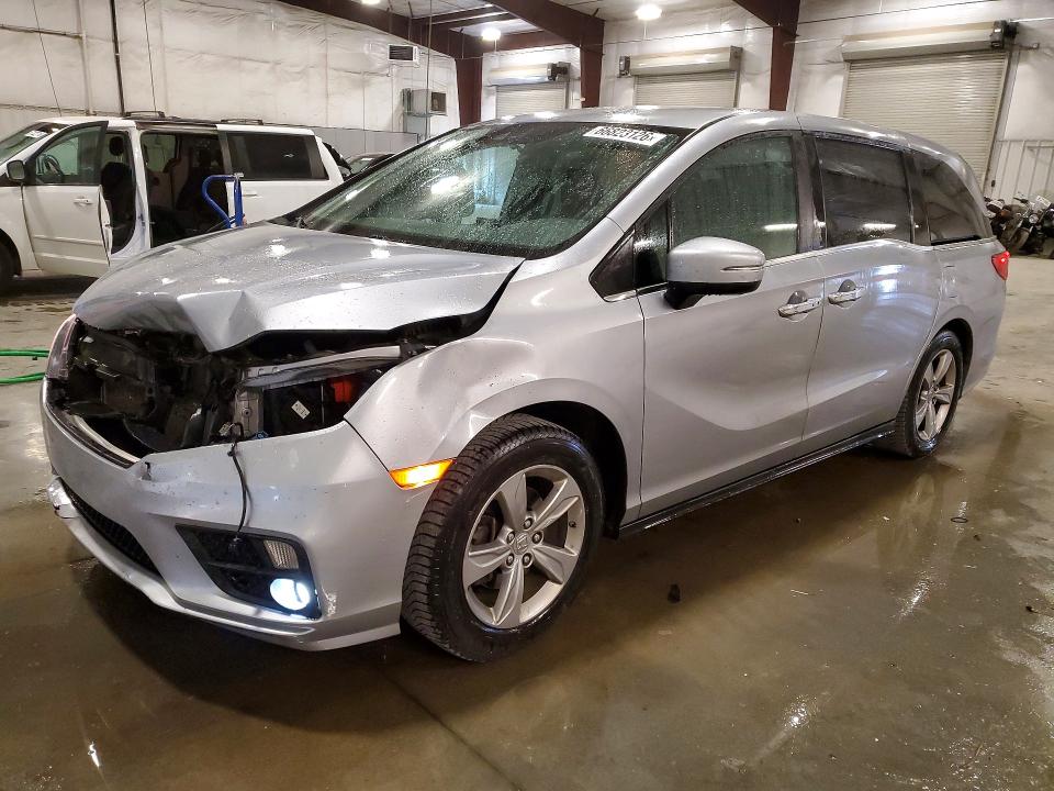 Photo 1 from auction – 2018 HONDA ODYSSEY with VIN 5FNRL6H55JB036321