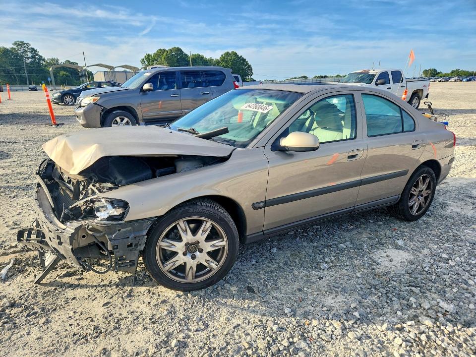VOLVO S60 2002 with VIN YV1RH58D722117483 - Photo from auction