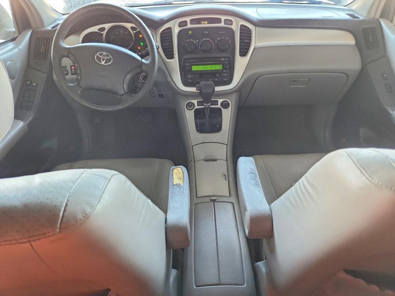 Photo 8 from auction – 2004 TOYOTA HIGHLANDER with VIN JTEDP21A040012411