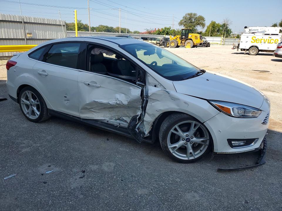 صورة رقم 4 من المزاد - 2016 FORD FOCUS مع VIN 1FADP3J25GL289034