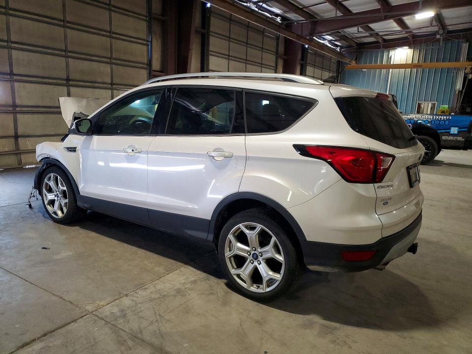 Photo 2 from auction – 2019 FORD ESCAPE with VIN 1FMCU9J92KUA28327
