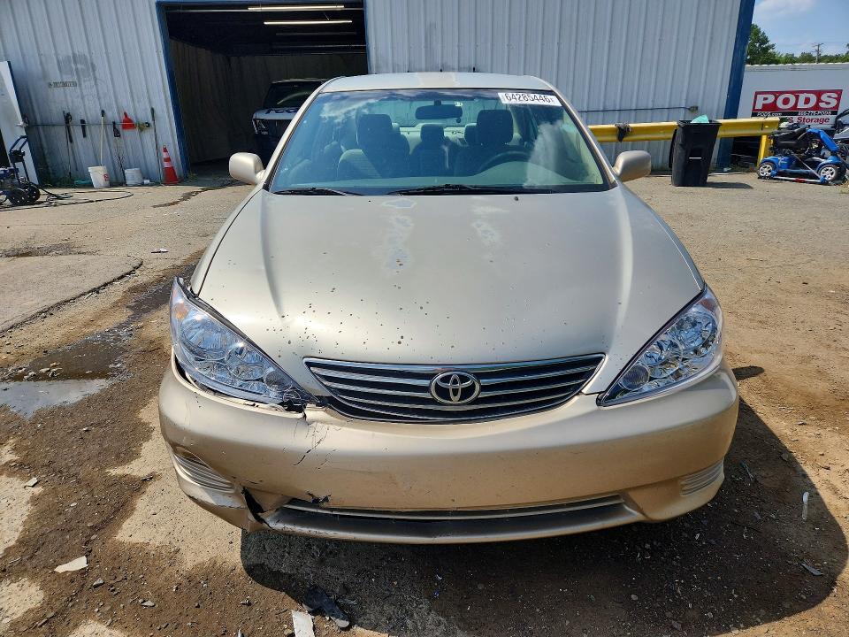 Photo 5 from auction – 2005 TOYOTA CAMRY with VIN 4T1BE32K45U570492