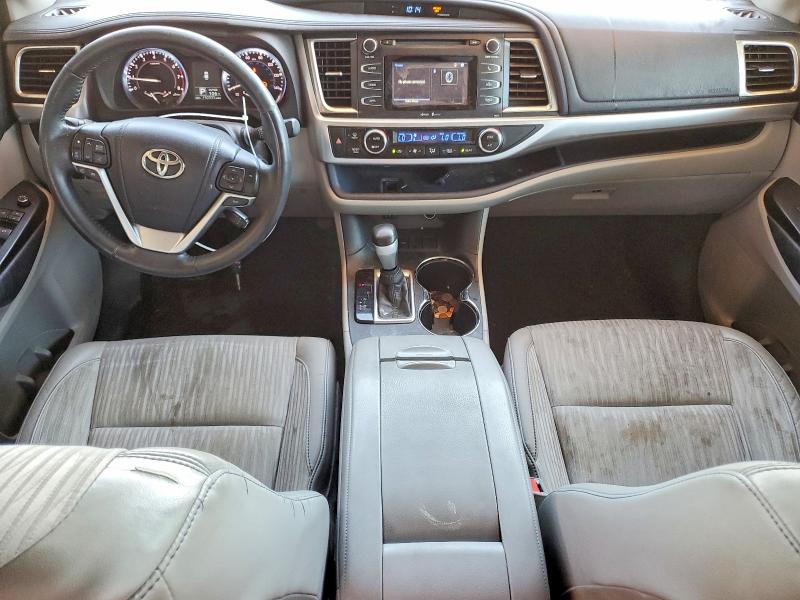 Photo 8 from auction – 2014 TOYOTA HIGHLANDER with VIN 5TDZKRFH8ES034789