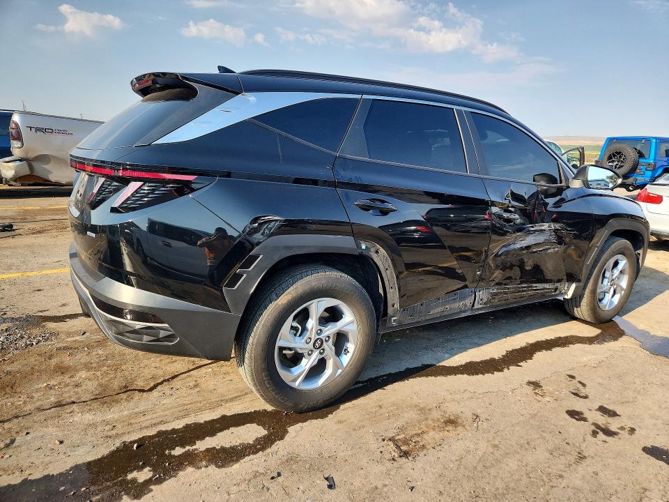 Photo 3 from auction – 2023 HYUNDAI TUCSON with VIN 5NMJBCAEXPH267215