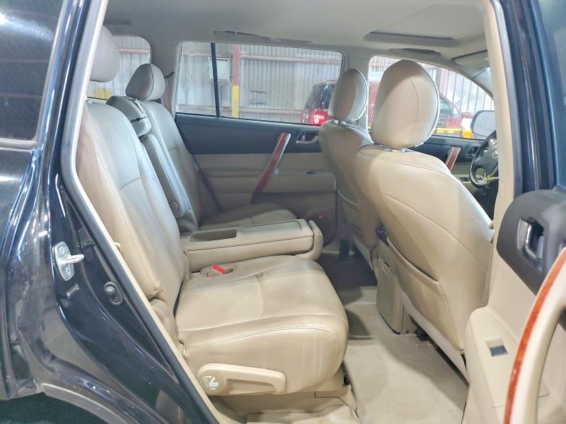 Photo 11 from auction – 2010 TOYOTA HIGHLANDER with VIN 5TDYK3EH3AS007777