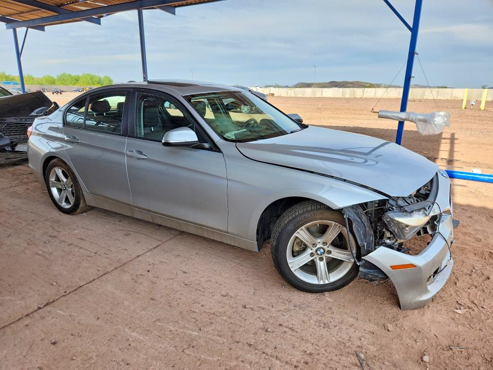 Photo 4 from auction – 2014 BMW 320 with VIN WBA3B1C53EP679360
