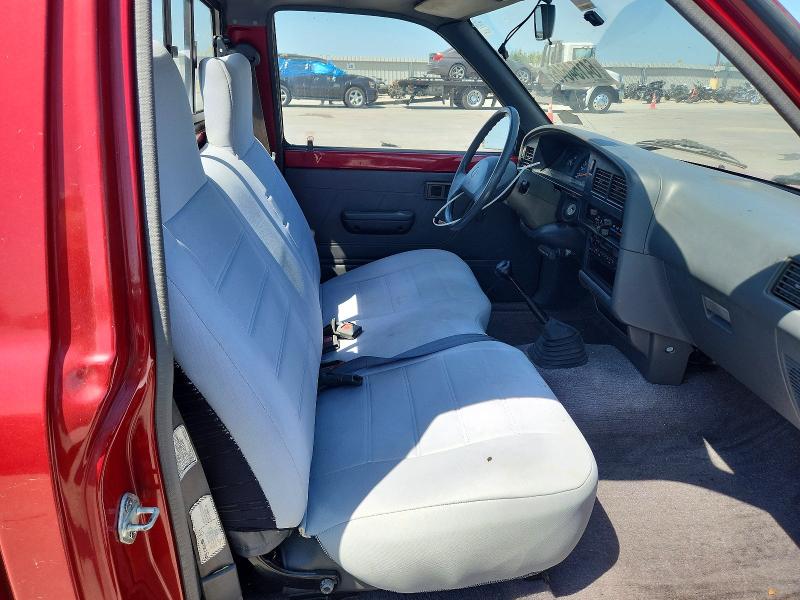 Photo 10 from auction – 1994 TOYOTA PICKUP with VIN 4TARN81A3RZ233812