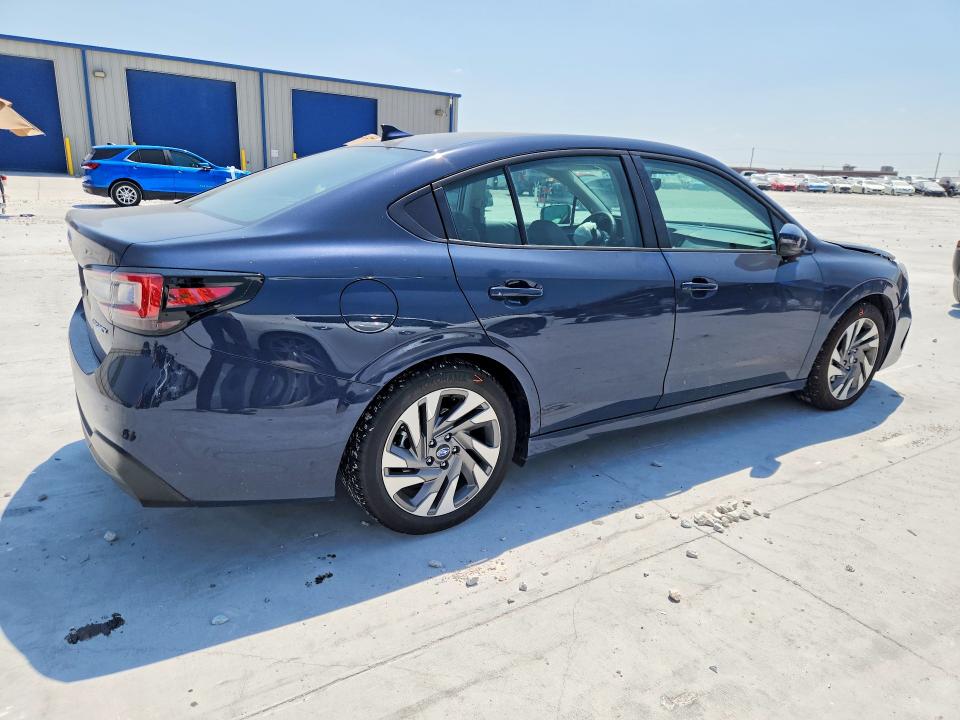 Photo 3 from auction – 2025 SUBARU LEGACY with VIN 4S3BWAN68S3028219