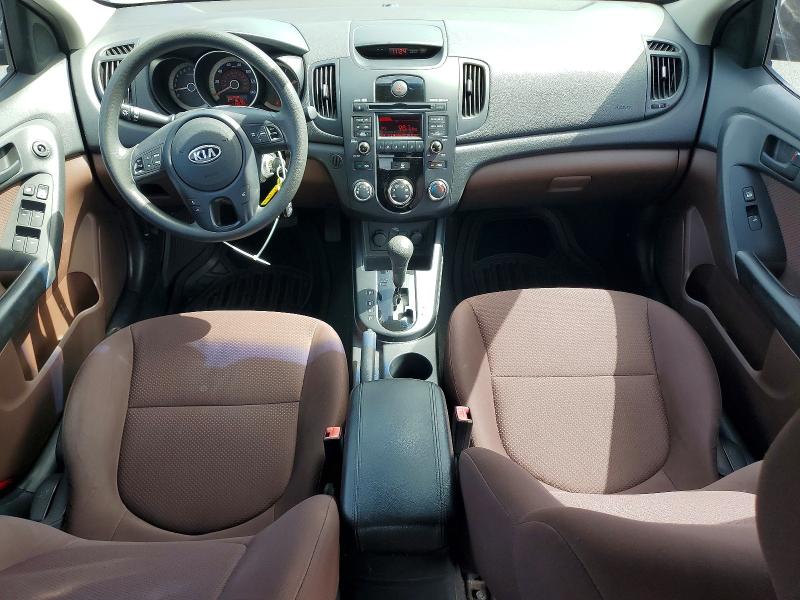 Photo 8 from auction – 2010 KIA FORTE with VIN KNAFU4A23A5272338