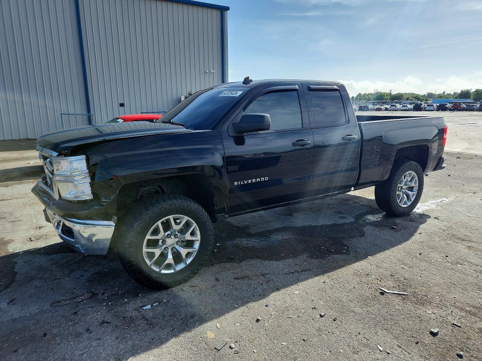 CHEVROLET SILVERADO 2014 with VIN 1GCVKREC6EZ109802 - Photo from auction