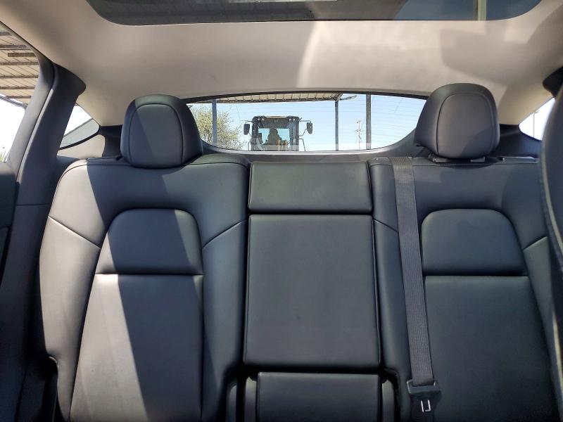 Снимка 10 от търг – 2022 TESLA MODEL Y с VIN 7SAYGDEE1NF358245