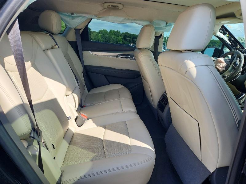 Photo 11 from auction – 2021 CADILLAC XT5 with VIN 1GYKNCRS3MZ182532