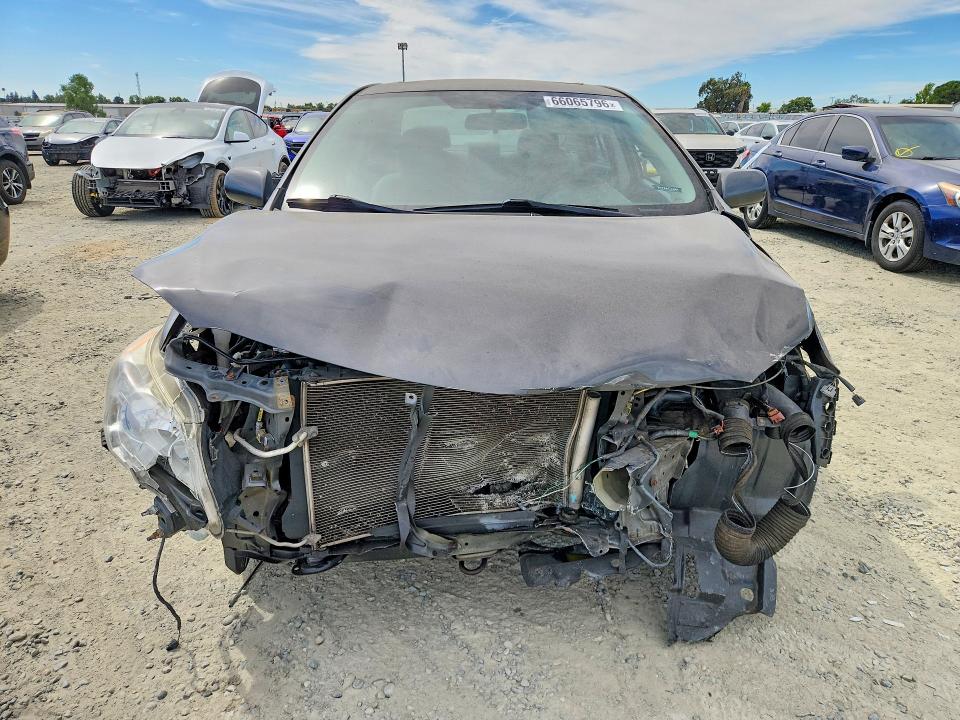 صورة رقم 5 من المزاد - 2013 TOYOTA COROLLA مع VIN 2T1BU4EEXDC940584