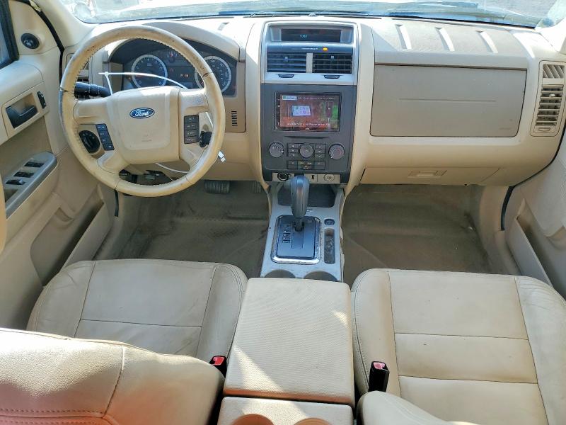 Photo 8 from auction – 2011 FORD ESCAPE with VIN 1FMCU0DG0BKC16409