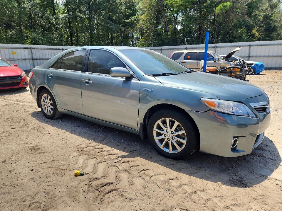 Photo 4 from auction – 2011 TOYOTA CAMRY with VIN 4T1BB3EK4BU137772