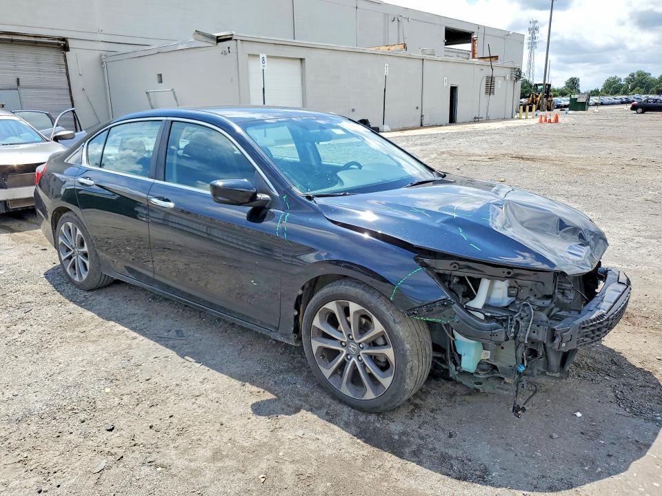 Photo 4 from auction – 2014 HONDA ACCORD with VIN 1HGCR2F56EA145760