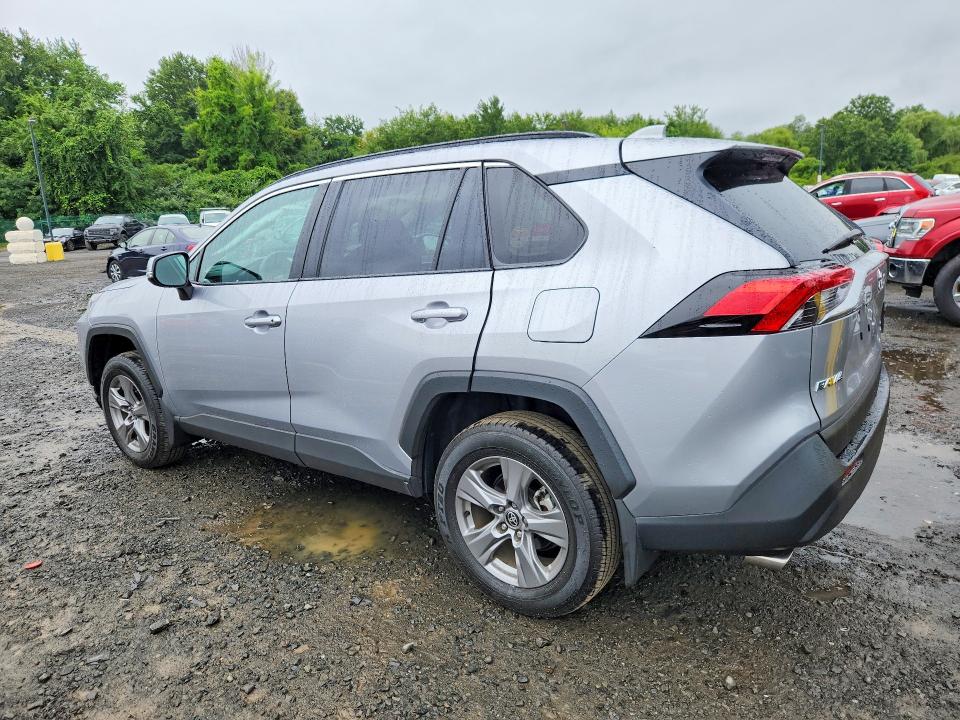 Photo 2 from auction – 2027 TOYOTA RAV4 with VIN 2T3P1RFV7RC449964