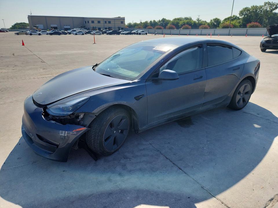 TESLA MODEL 3 2023 con VIN 5YJ3E1EA3PF614493 - Foto de la subasta
