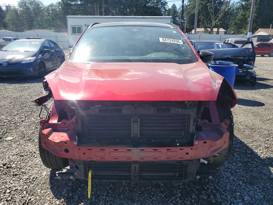 Photo 5 from auction – 2022 FORD ESCAPE with VIN 1FMCU9H92NUB98388