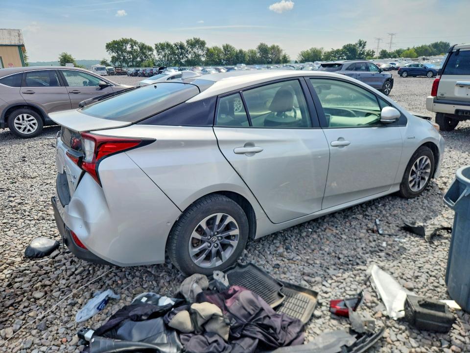 Photo 3 from auction – 2022 TOYOTA PRIUS with VIN JTDKAMFU4N3158290