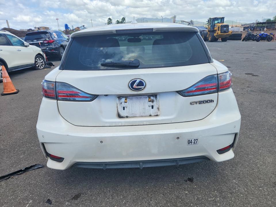 Photo 6 from auction – 2014 LEXUS CT with VIN JTHKD5BH2E2179651
