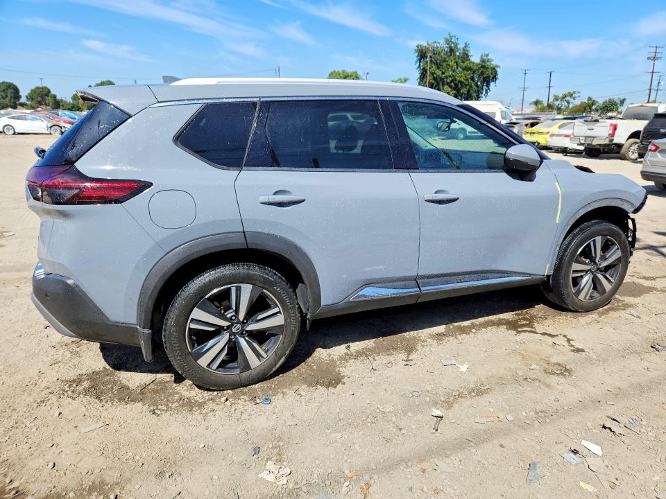 Photo 3 from auction – 2021 NISSAN ROGUE with VIN 5N1AT3CA9MC721337