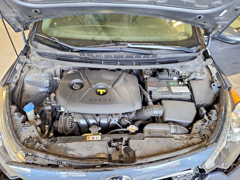 Photo 11 from auction – 2015 KIA FORTE with VIN KNAFX5A84F5295037