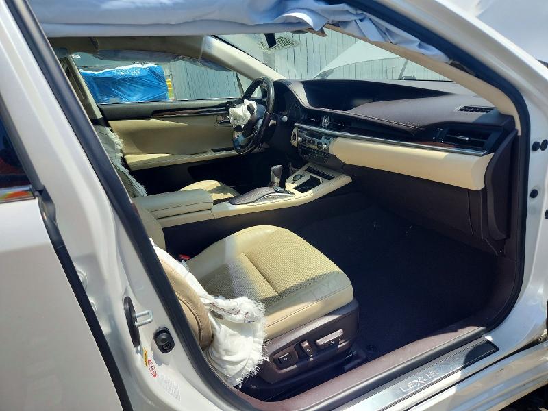Photo 8 from auction – 2017 LEXUS ES with VIN JTHBK1GG8H2252136
