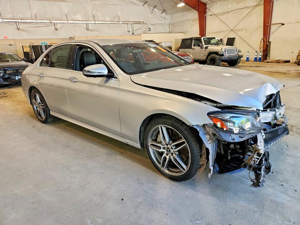 Photo 4 from auction – 2019 MERCEDES-BENZ E with VIN WDDZF4KB4KA590914
