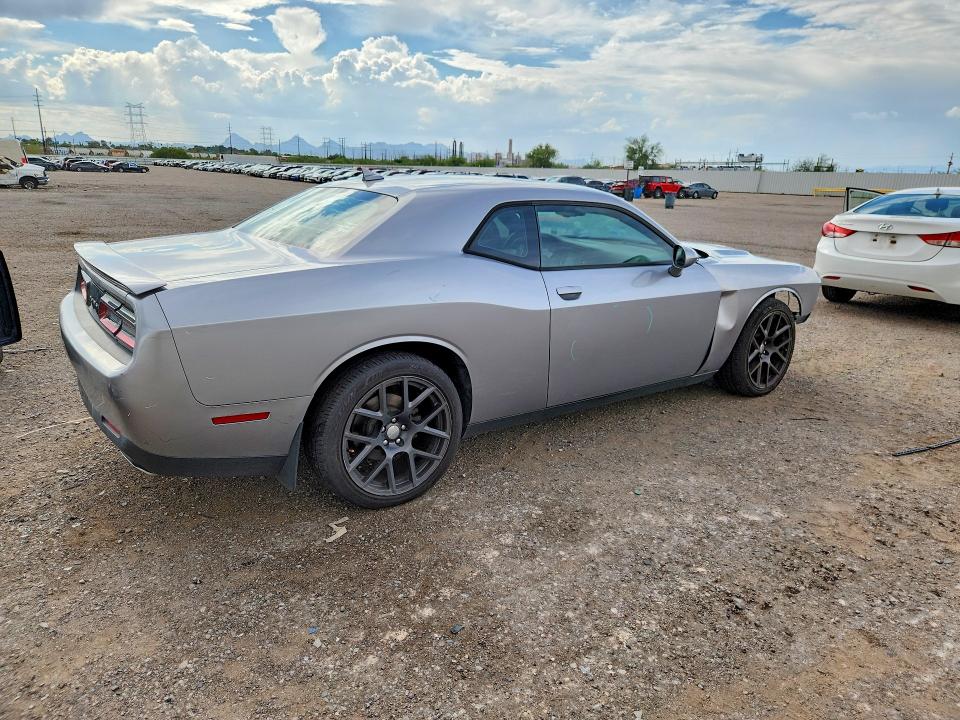 Photo 3 from auction – 2016 DODGE CHALLENGER with VIN 2C3CDZBT9GH338049